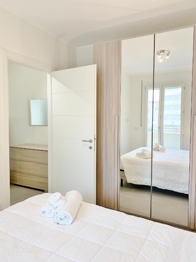 Alghero Charming Apartments Downtown ภายนอก รูปภาพ