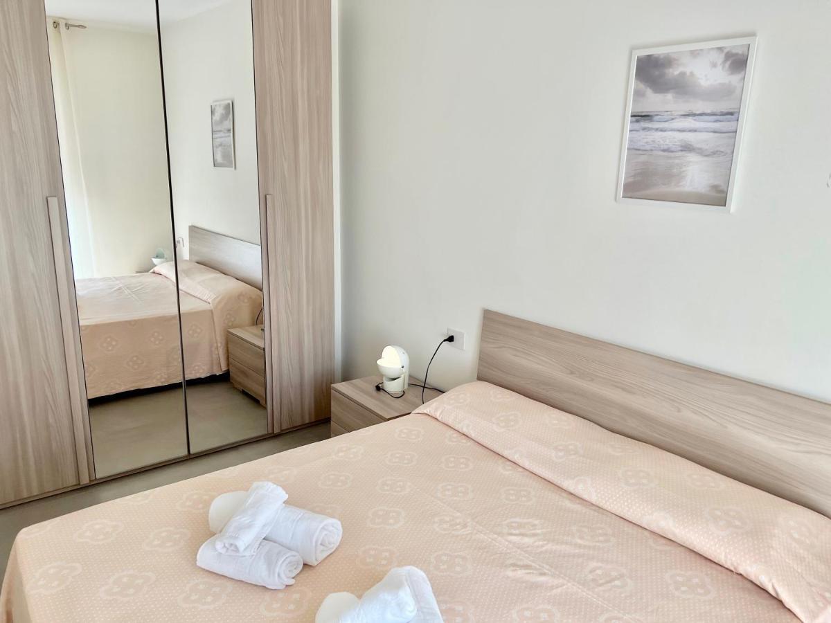 Alghero Charming Apartments Downtown ภายนอก รูปภาพ
