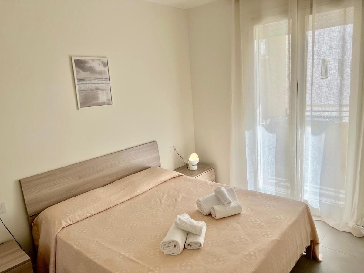 Alghero Charming Apartments Downtown ภายนอก รูปภาพ
