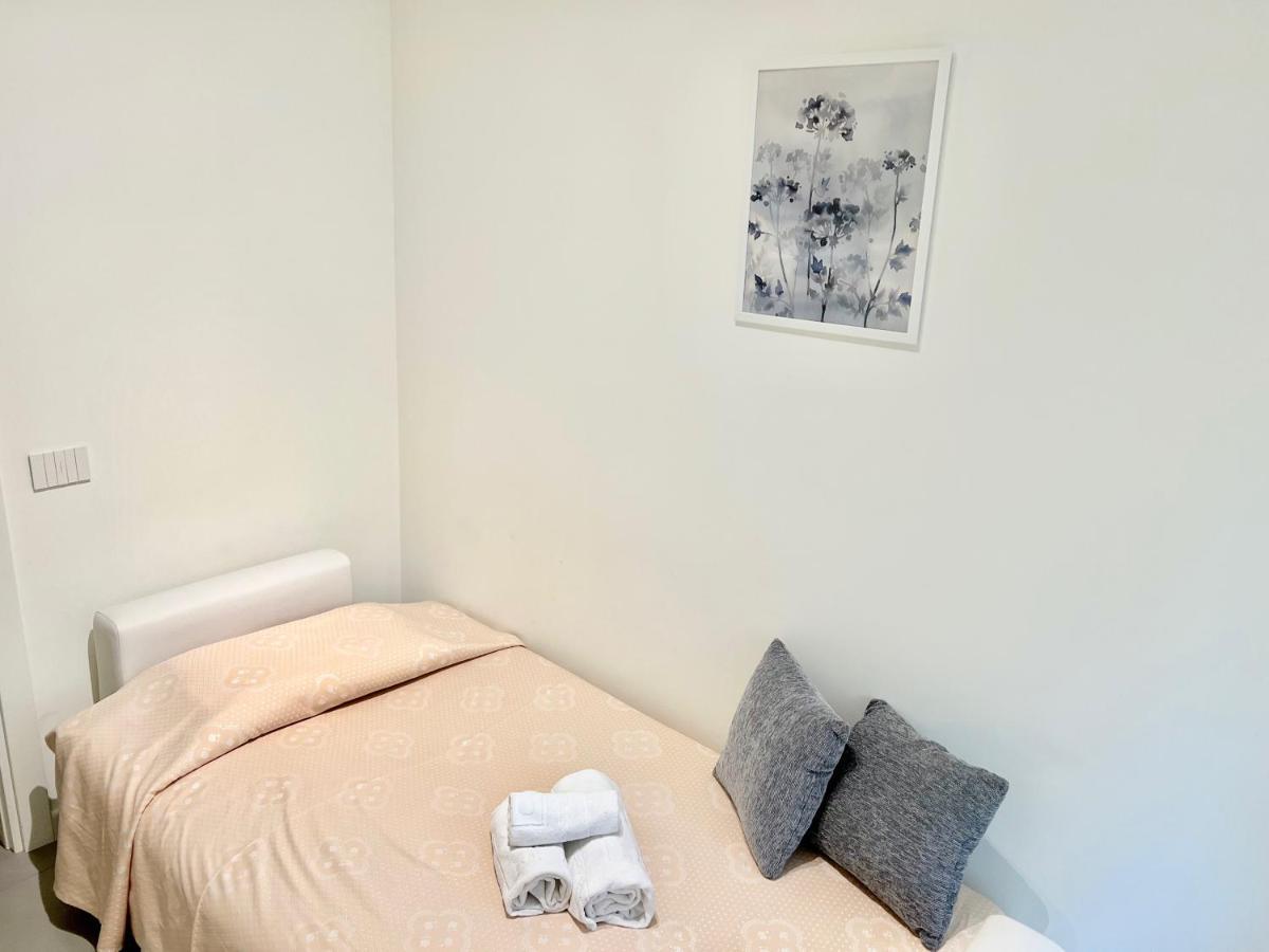 Alghero Charming Apartments Downtown ภายนอก รูปภาพ