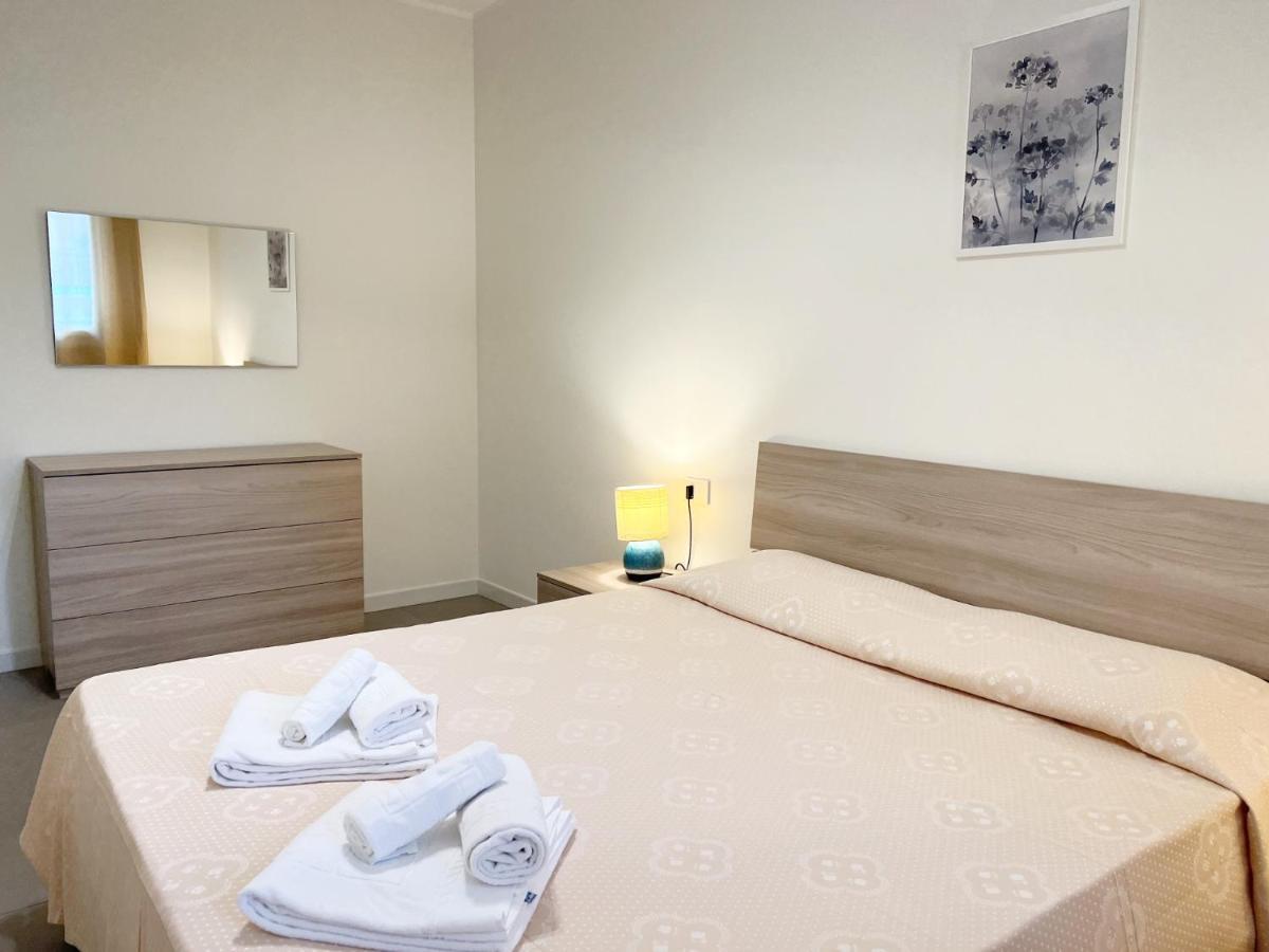 Alghero Charming Apartments Downtown ภายนอก รูปภาพ