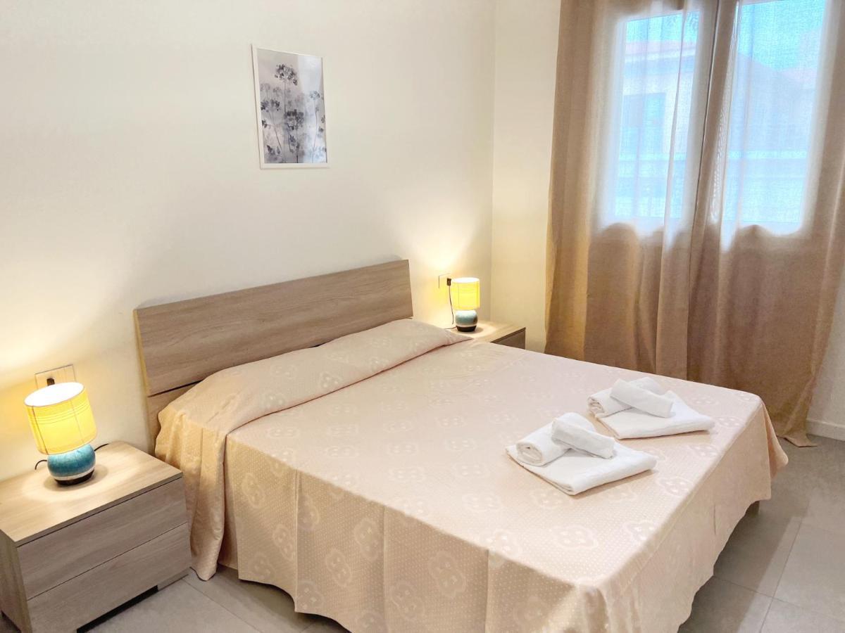 Alghero Charming Apartments Downtown ภายนอก รูปภาพ